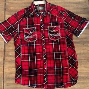 BKE BUCKLE Men's Vibrant Red/Black Plaid Button-Down Shirt. Standard fit size L